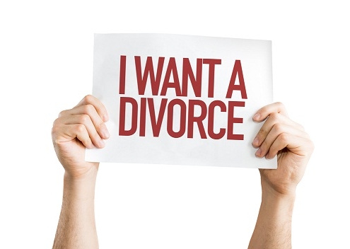Divorce Lawyer in Naples